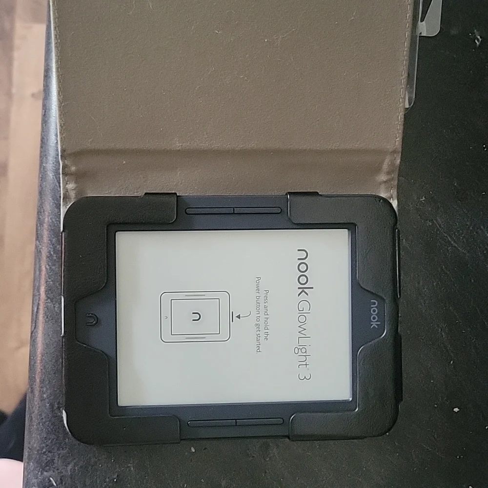 Nook GlowLight 3 Barnes and Noble